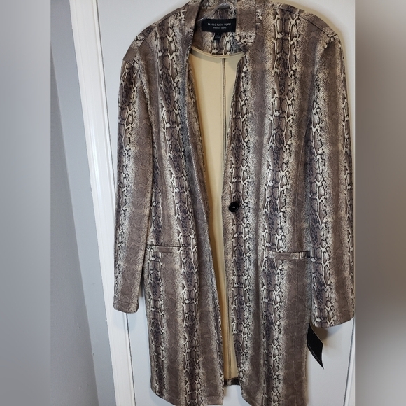 𝅺andrew Marc Coat - Picture 9 of 13